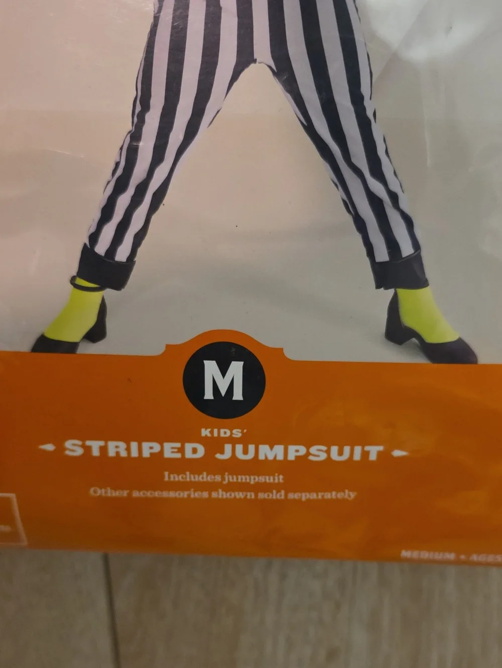 KIDS BEETLEJUICE JUMPSUIT COSTUME SIZE M3DIUM